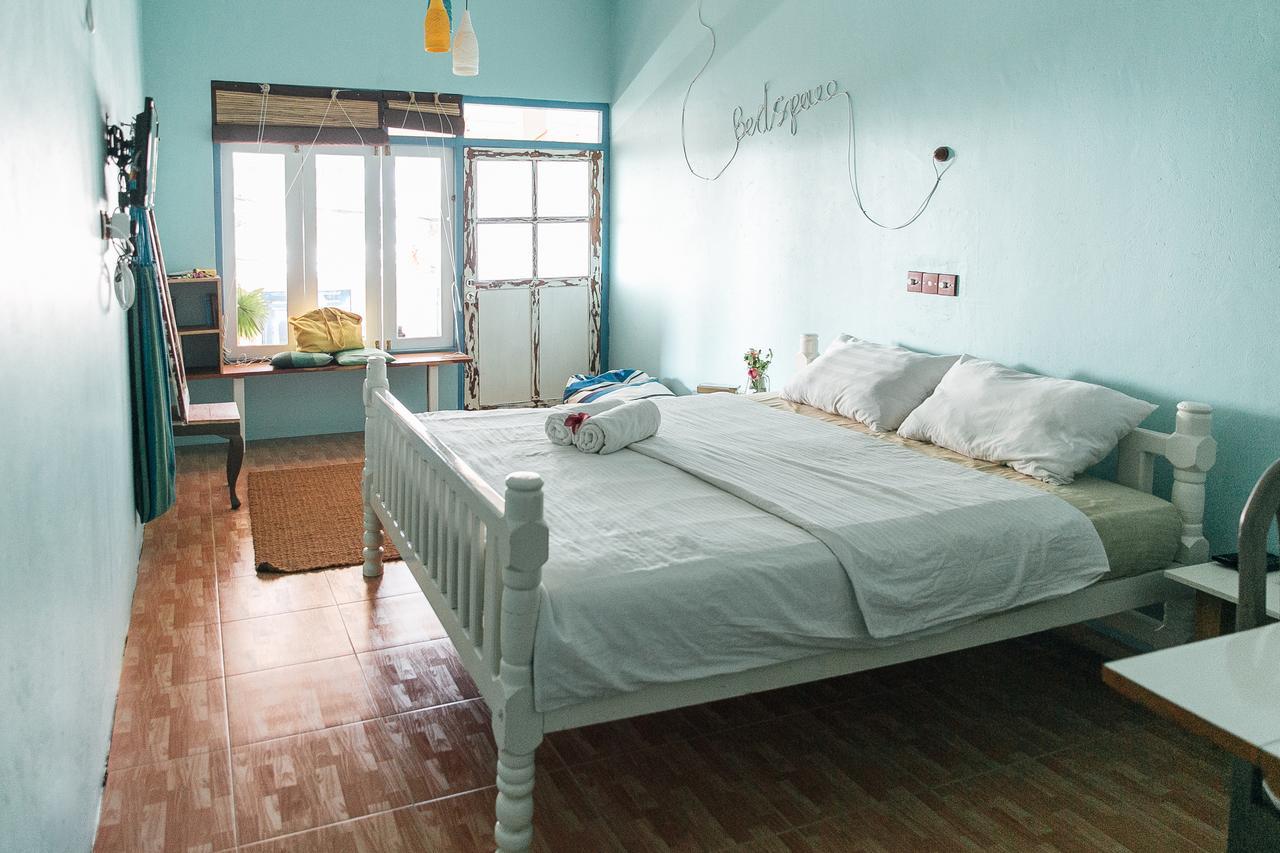 Bedspace Beach Unawatuna Eksteriør billede