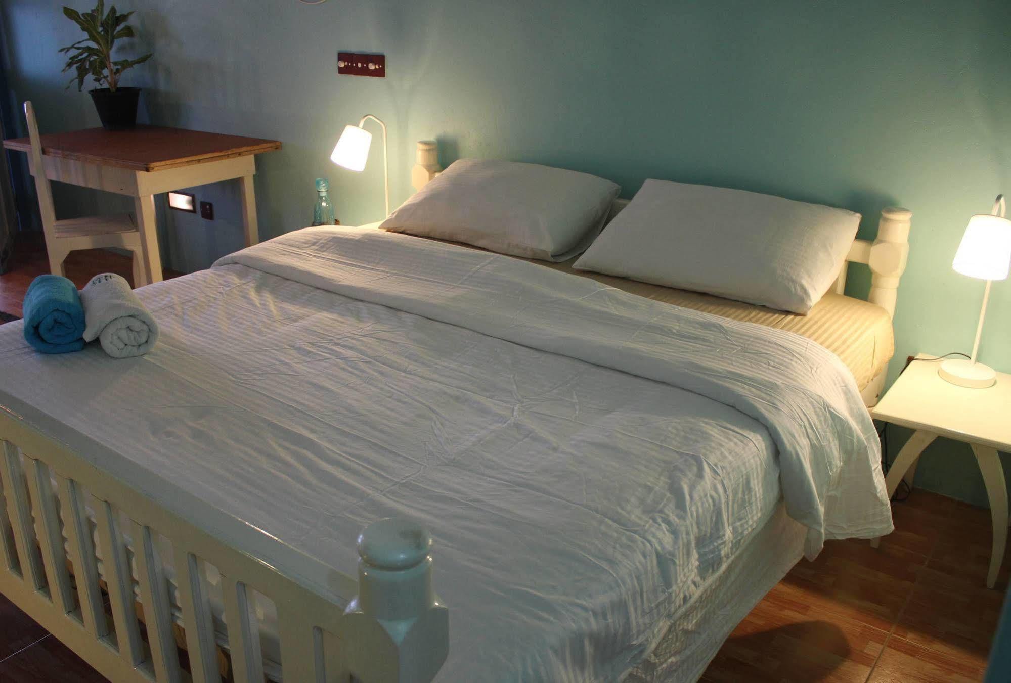 Bedspace Beach Unawatuna Eksteriør billede
